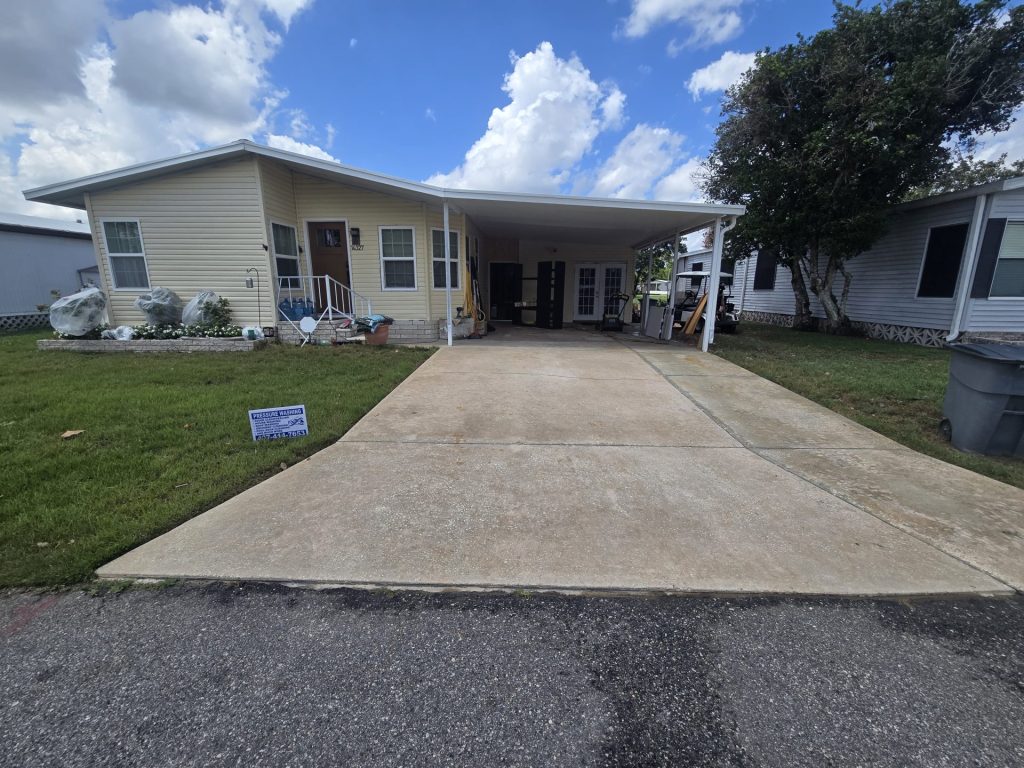 Orlando Fl Trailer Home Soft Wash After.jpg